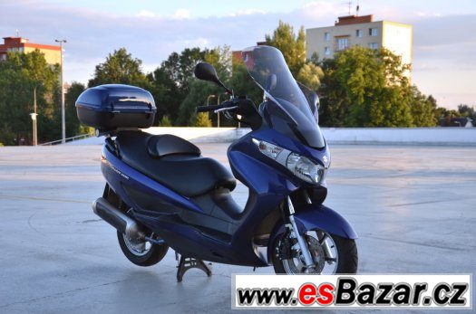 Suzuki Burgman AN 200