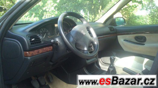 Peugeot 406 ND.