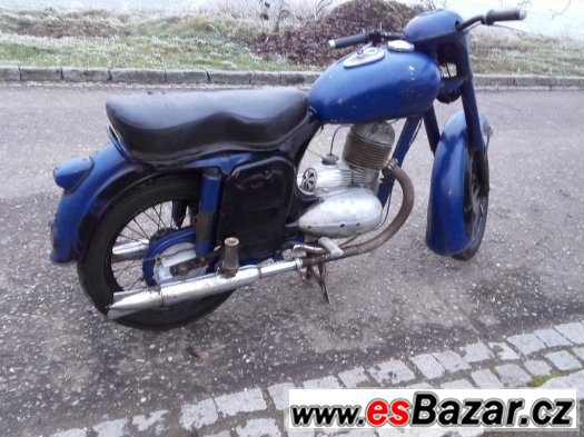 Jawa 250 půlbuben