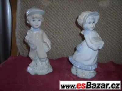 Dvě hezké porcelánové starší sošky