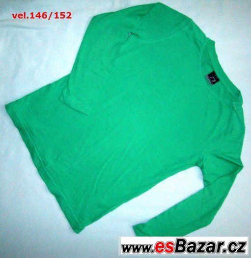 triko zelené
