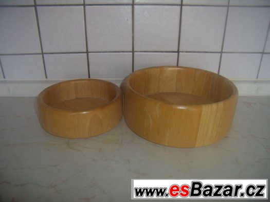 dřevěné doplňky ke stolování