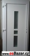 DVEŘE VCHODOVÉ PLASTOVÉ 100x210cm "rozdělený obdélník"