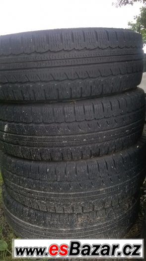 195/70 R15 C Nokian zimni