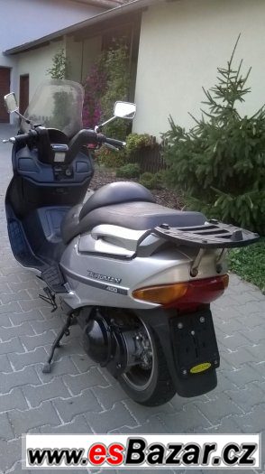 Suzuki Burgman 400