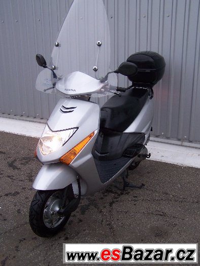 Honda Lead 100 (2003) SLEVA DO KONCE ROKU