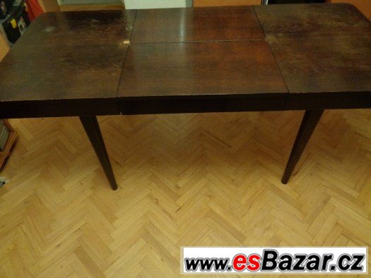 4 židle ton nebo thonet,?+ jídelní stůl ton 60 .léta