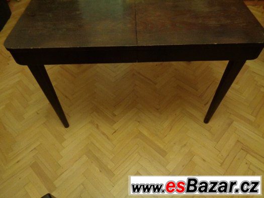 4 židle ton nebo thonet,?+ jídelní stůl ton 60 .léta