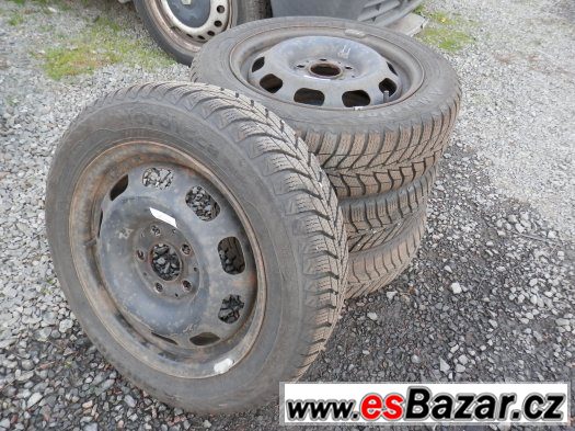 Mercedes Benz A 4 zimní kola 165/65R15