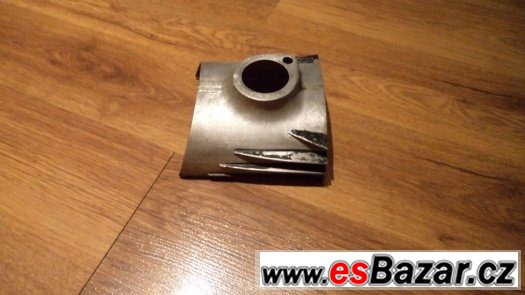 kryt karburatoru jawa 250 -559 Panelka kryt karburatoru jawa 250 -559 Panelka