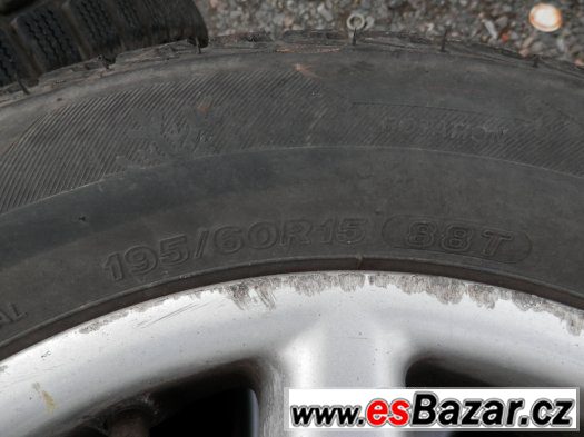 Ford Mondeo I 4 zimní ALU kola 195/60R15