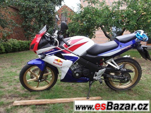 Honda CBR125R