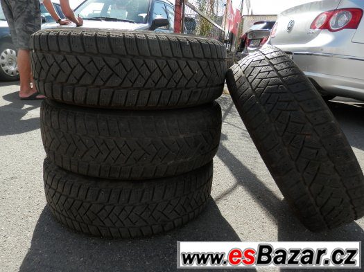 VW Transportér T5 4 zimní kola 205/65R16