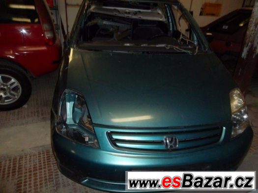 Náhradní díly Honda Stream Zboží ze 2 aut