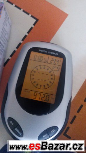 lcd kompas baterky podsvícený měření tlaku a výšky nadmořské lcd kompas baterky podsvícený měření tlaku a výšky nadmořské