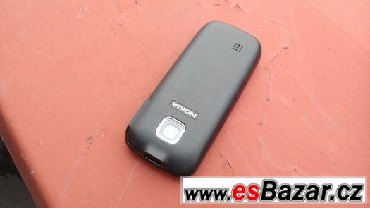 mobilní telefon mobil nokia 2330 stříbrný classic mobilní telefon mobil nokia 2330 stříbrný classic