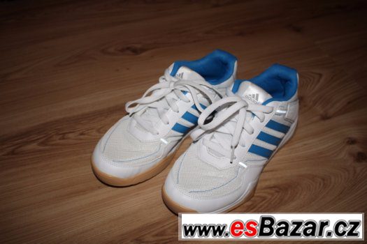 Nové sálové tenisky Adidas vel. 38