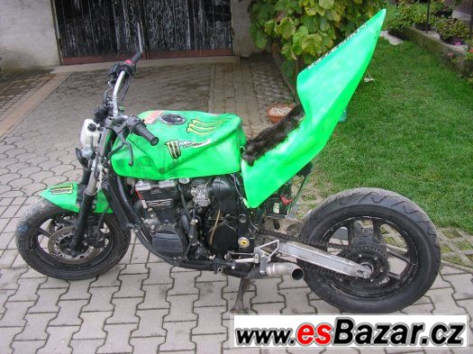 Prodám díly na KAWASAKI GPX 600 A Rok 1994 stunt riding