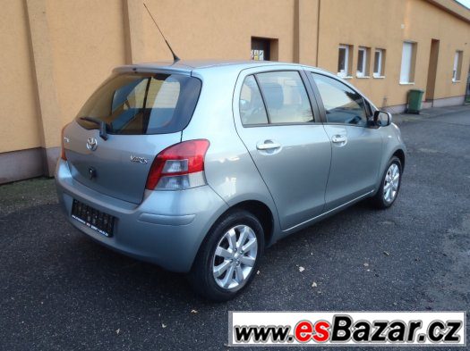 Toyota Yaris 1.0 12v KLIMA, ABS