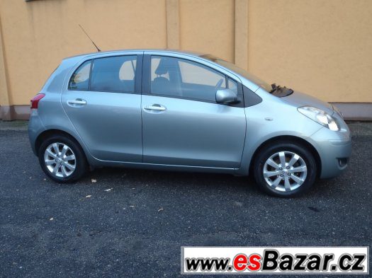 Toyota Yaris 1.0 12v KLIMA, ABS