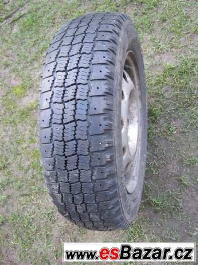 Zimní pneu na disku 165/70 R13  Matador