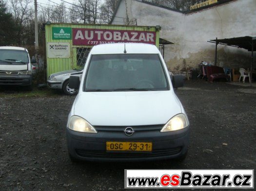 Opel Combo 1.6 64 kw 3.Majitel kupováno v ČR
