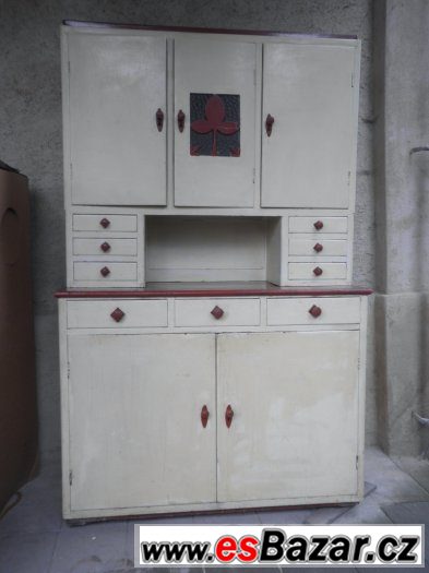 Starožitná dřevěná kuchyň - dvoják, 6 x foto