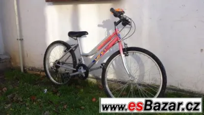 Dívčí 24"
