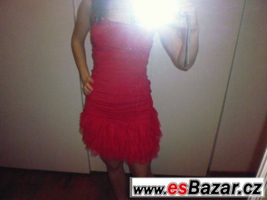 Prodám červené šaty z Bonprix - cena vč.pošty