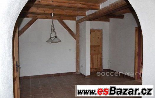 Prodej rodinného domu 3+1, 180 m2 se stodolou a stájí, obec