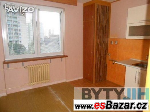 Prodáme velmi hezký družstevní byt 1+1 s balkonem, 41 m2 v O