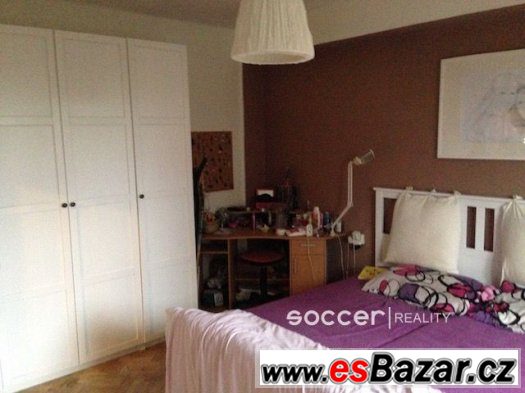 Prodej velkého bytu u řeky 3+1, 92 m2, Hradec Králové - ul.