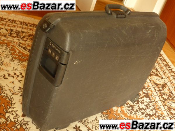 Kufry látkový, skořepinové různé velikosti