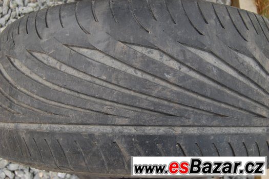 235/45ZR18 VREDESTEIN, 2ks, vzorek 3-4mm, záruka 235/45ZR18 VREDESTEIN, 2ks, vzorek 3-4mm, záruka