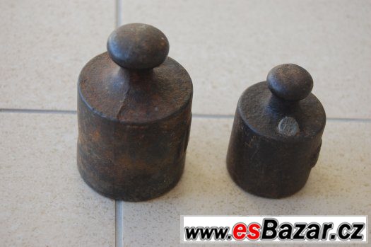 ELektrické žehličky, holicí strojek, závaží atd. ELektrické žehličky, holicí strojek, závaží atd.
