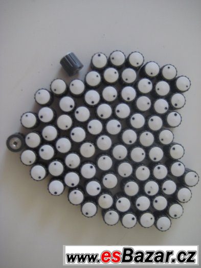 Knoflíky přístrojové s kleštinou 2,5 mm