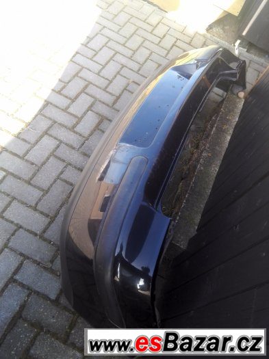 VW Golf 4 zadní nárazník VW Golf 4 zadní nárazník