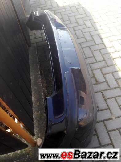 VW Golf 4 zadní nárazník VW Golf 4 zadní nárazník
