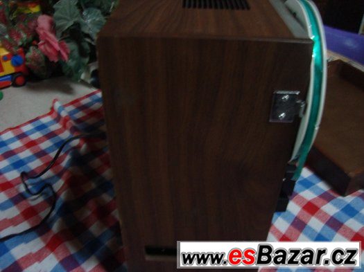 kotoučový magnetofon Akai kotoučový magnetofon Akai