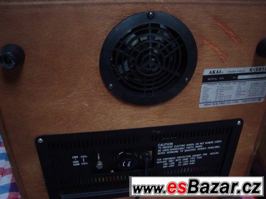 kotoučový magnetofon Akai kotoučový magnetofon Akai