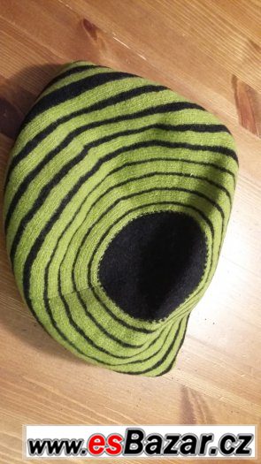 Zelenočerný baret