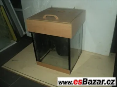Akvárium s filtrem a krytem - 32 litrů