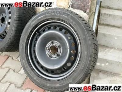Prodám 4 plechové disky 5 x 108 x 16 včetně zimních pneumatik