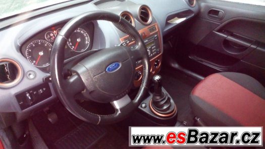 Ford Fiesta 1.4i Durateg,1.maj,serviska kompl.FORD,klima