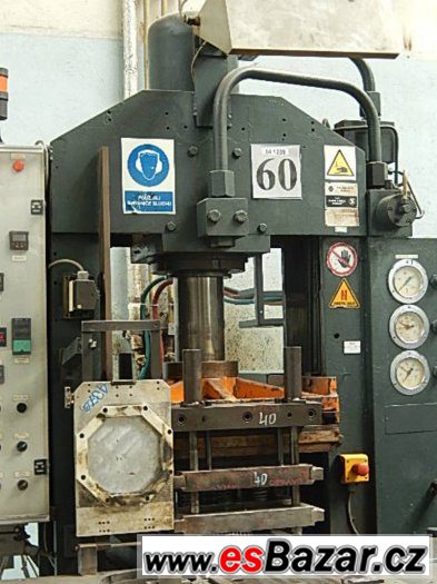 Hydraulický lis W. BUSSMANN KG Munchen 100