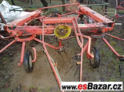Obracec sena Fella TH520