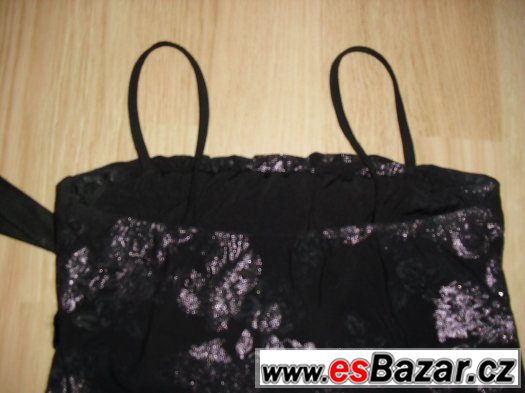 společenský top společenský top