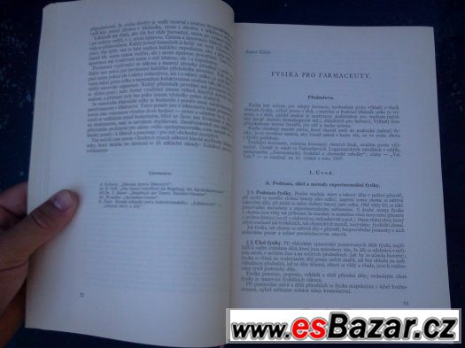 Lékarnická učebnice - rok vydání 1938, 1309 stran Lékarnická učebnice - rok vydání 1938, 1309 stran