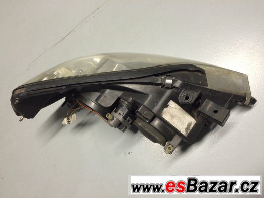 Přední levé světlo Nissan Primera P12 Přední levé světlo Nissan Primera P12