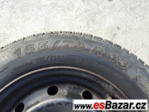 Prodám 4ks pneu a disky Peugeot/Citroen Prodám 4ks pneu a disky Peugeot/Citroen
